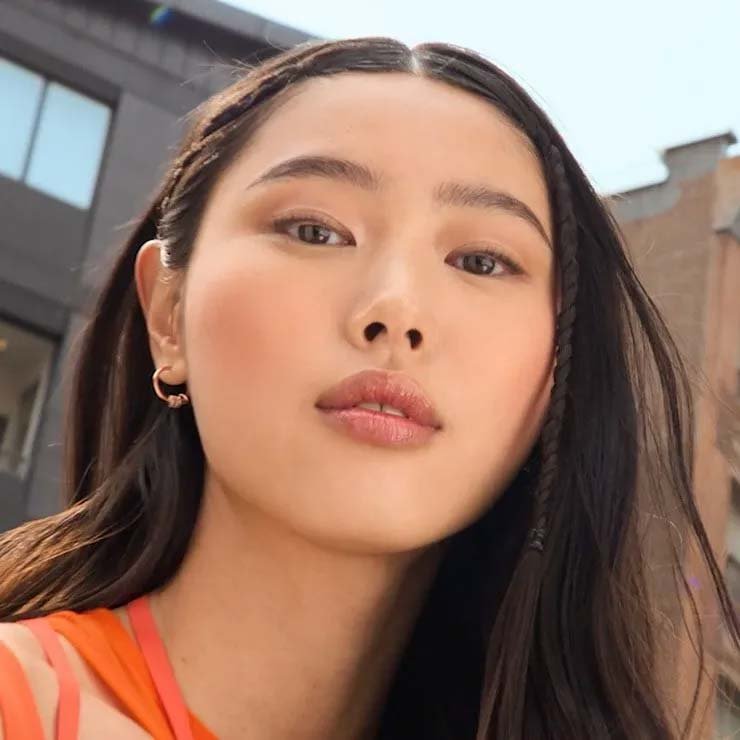 cara pakai blush on untuk wajah bulat