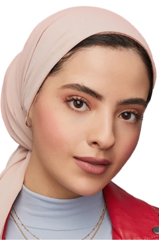Fit Me Blush model hope
