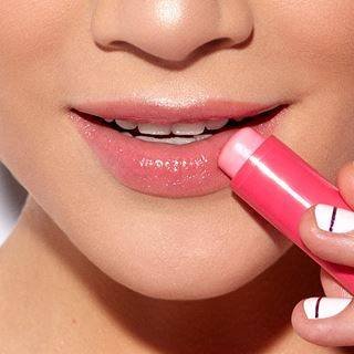 Sering Dilupakan Ini 5 Penyebab Bibir Kering yang Bisa Dihindari