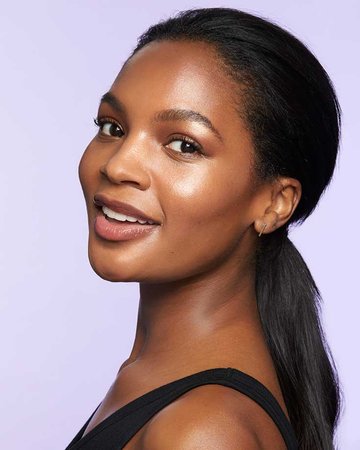 8 Tips Makeup dan Ide Pakaian untuk Interview yang Membuat Percaya Diri