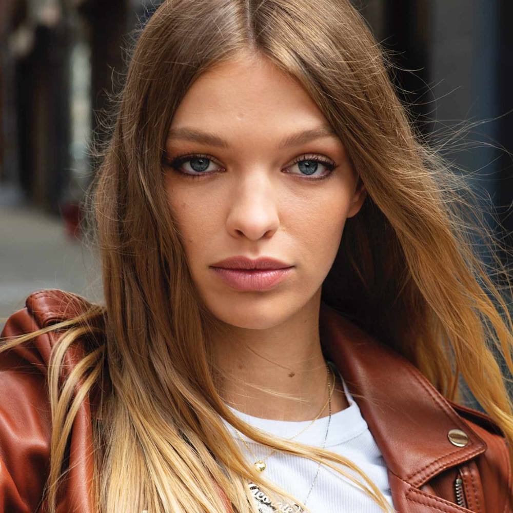 Cara Mudah Membuat Bedak yang Tahan Lama dan Glowing Sesuai Jenis Kulit