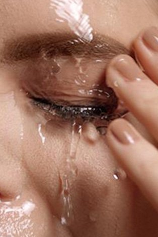 Cuci Muka Berapa Kali Sehari? Cek Jawabannya di Sini! 