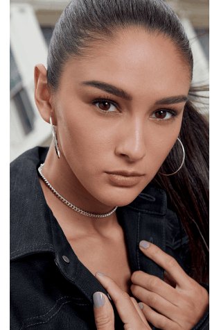 Apa Itu Y2K Style dan Seperti Apa Makeup untuk Y2K Style?