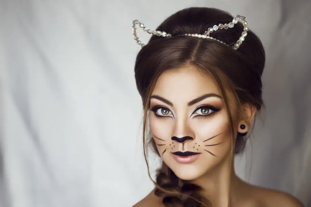 makeup karakter kucing