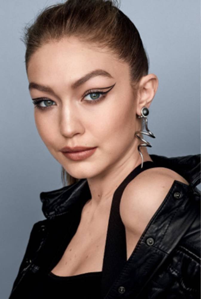 253 TIPS MENGGUNAKAN EYELINER WATERPROOF YANG TAHAN LAMA AGAR TIDAK MUDAH TERHAPUS