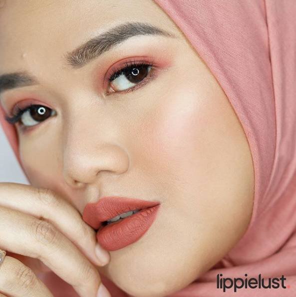 1811 Lip Cream Warna Nude