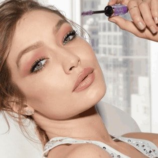 4 maskara Maybelline yang buat mata tampak natural1